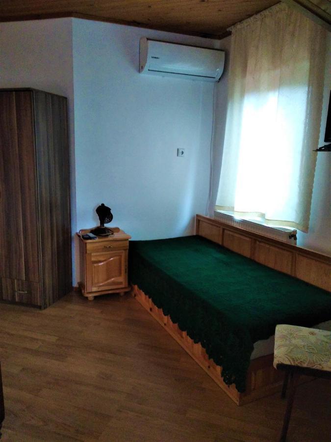 Къща Речен Шепот Kalofer Exteriör bild